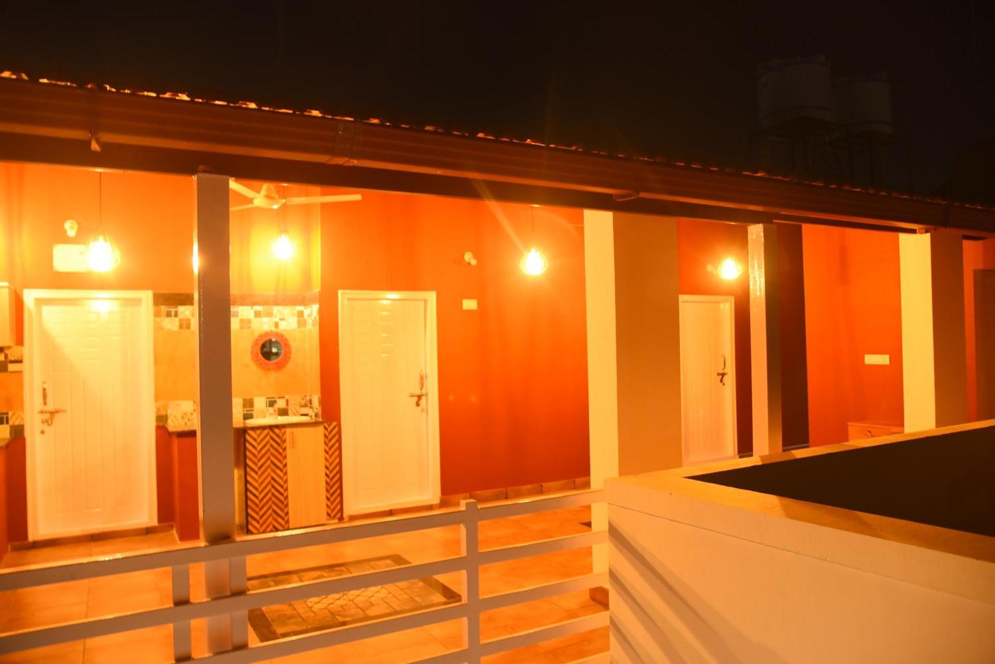 Gubbi Goodu Inn Homestay Chikmagalūr 외부 사진